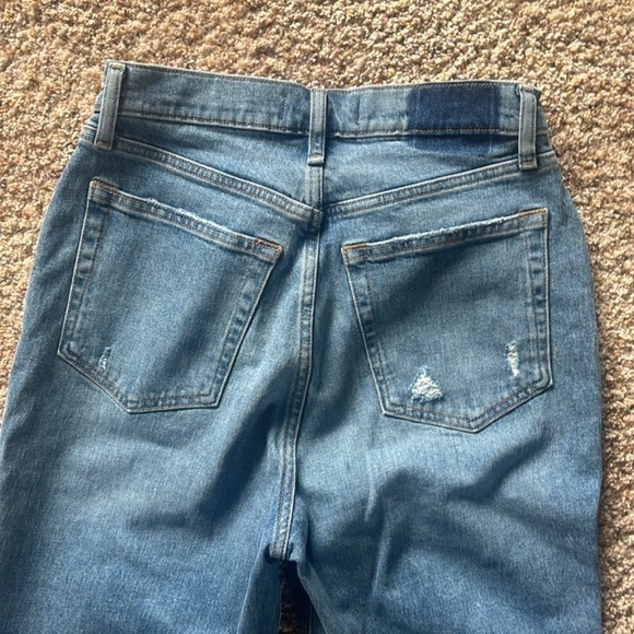 Curve Love Ultra High Rise 90s Straight
Jean - Picture 8 of 8